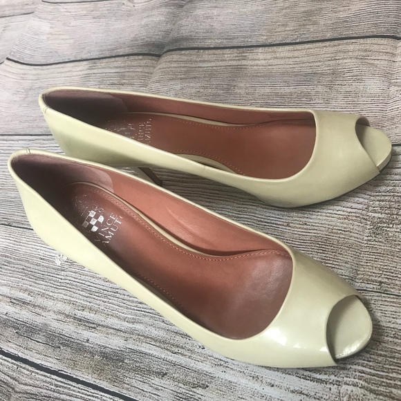 Vince Camuto Shoes - Vince Camuto Nude Heel